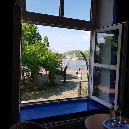 Hotel Havenhaus Бремен Экстерьер фото